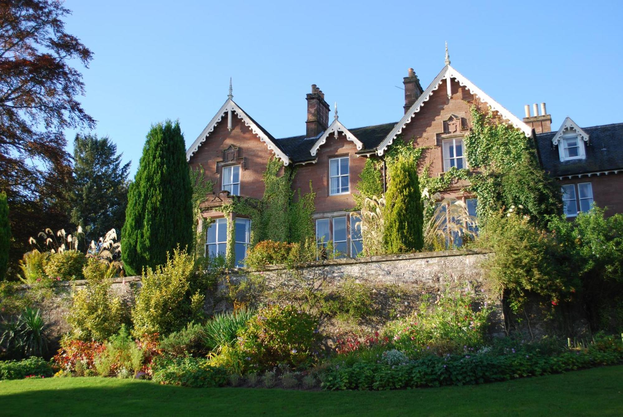 Lands Of Loyal Hotel Alyth Exterior foto